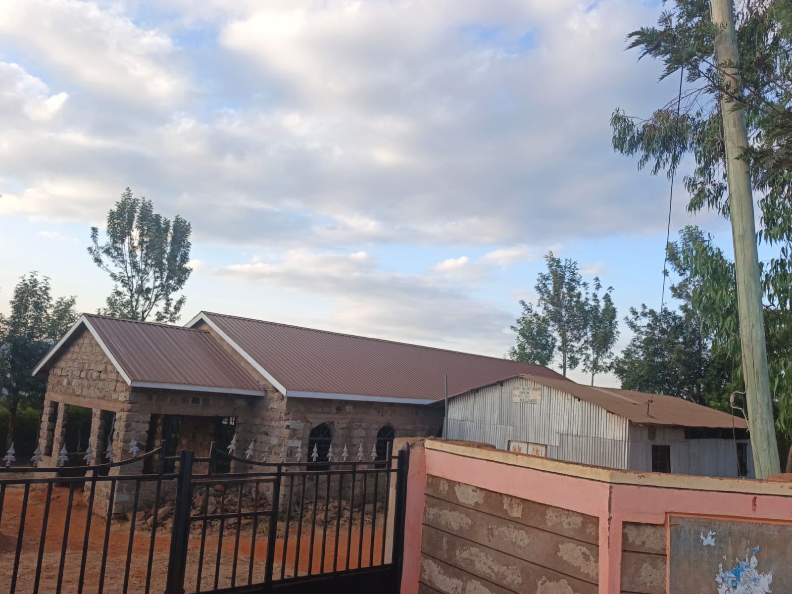 Contemporary Roofing by SourcePoint